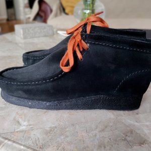 Women's Clarks Wallabees Black Suede US Size 8
